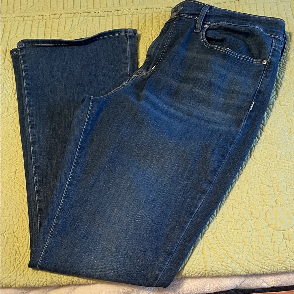 Signature by Levi Strauss Boot Cut Jeans